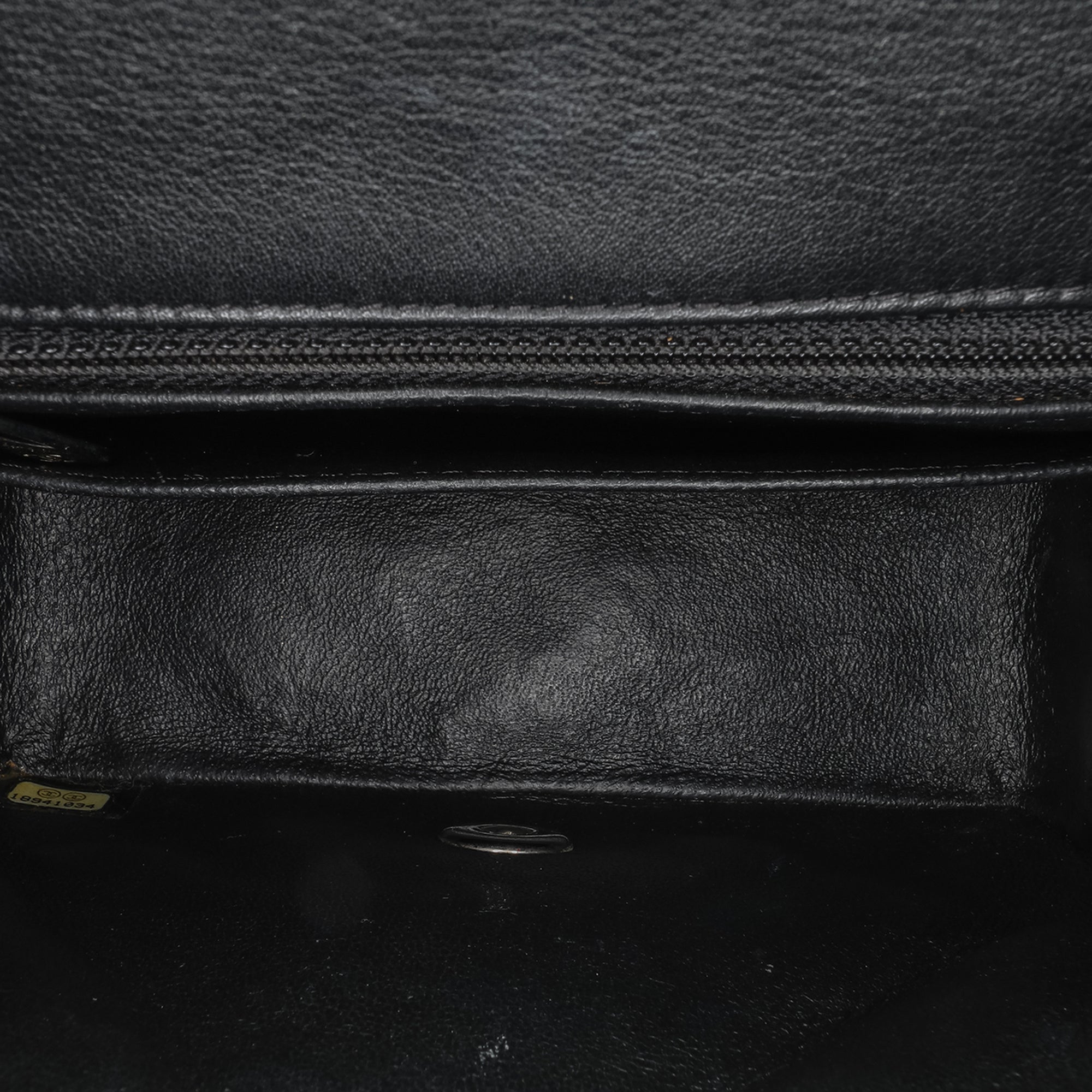 Chanel | Pre-Owned Mini Square Classic Patent Single Flap - IX | Black