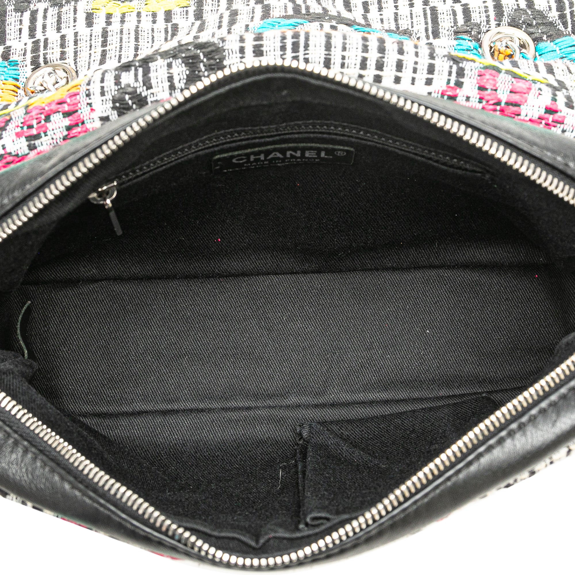 Chanel | Pre-Owned Quilted Tweed Fantasy Easy Flap | White/Off White