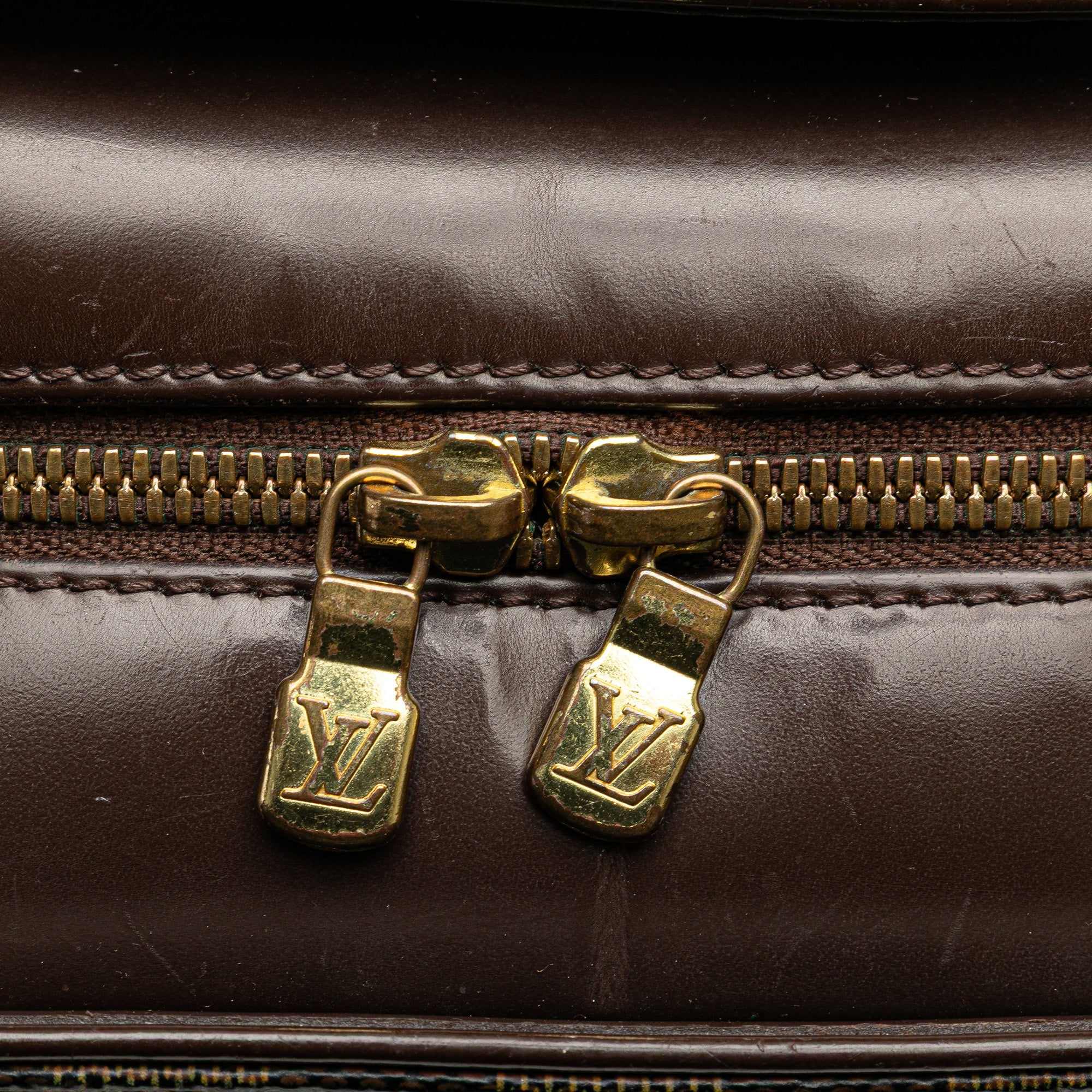 Louis Vuitton | Pre-Owned Damier Ebene Sarria Horizontal | Brown