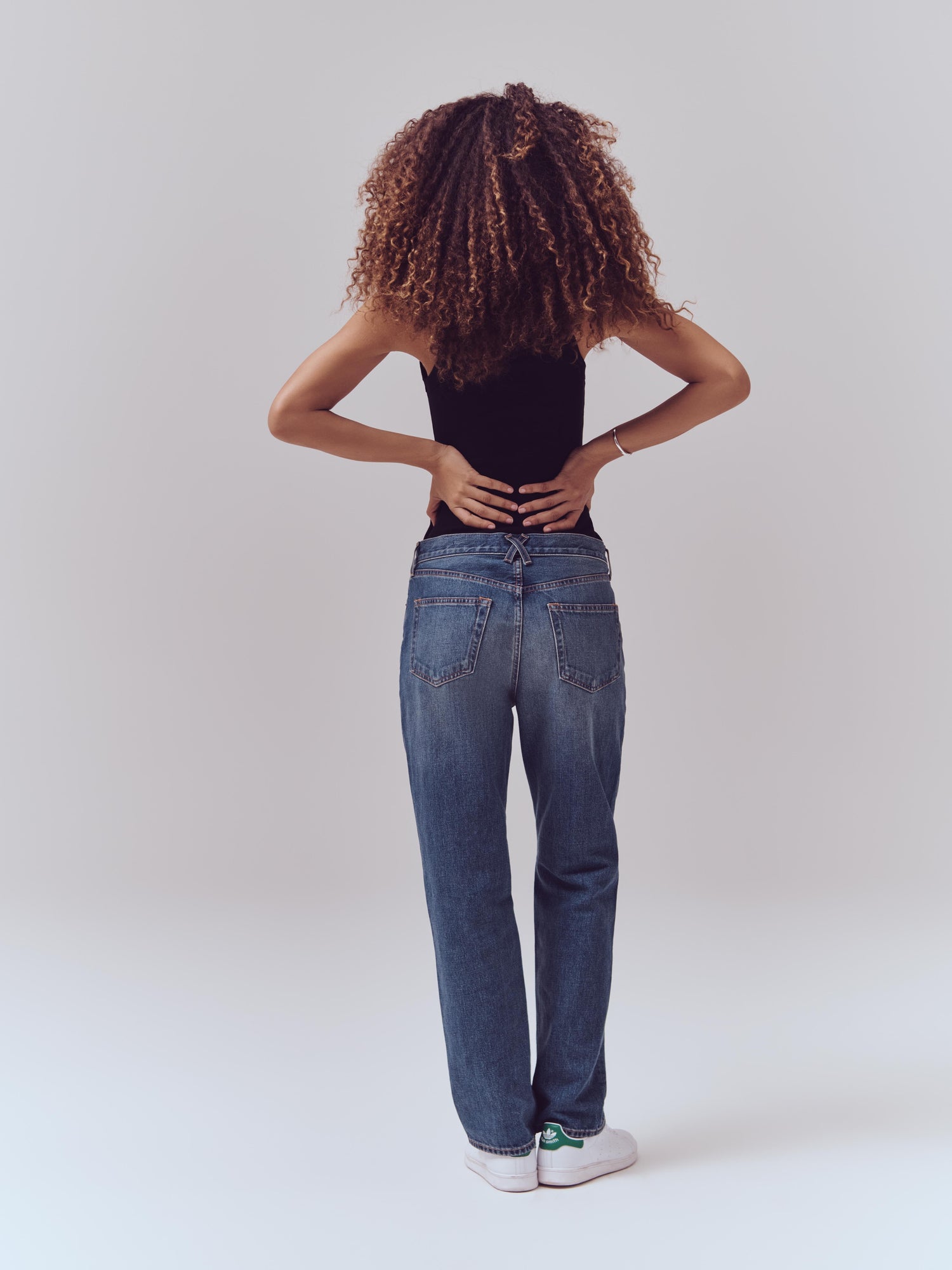 Women | Bev Relaxed Mid Rise | Vintage Dark Indigo