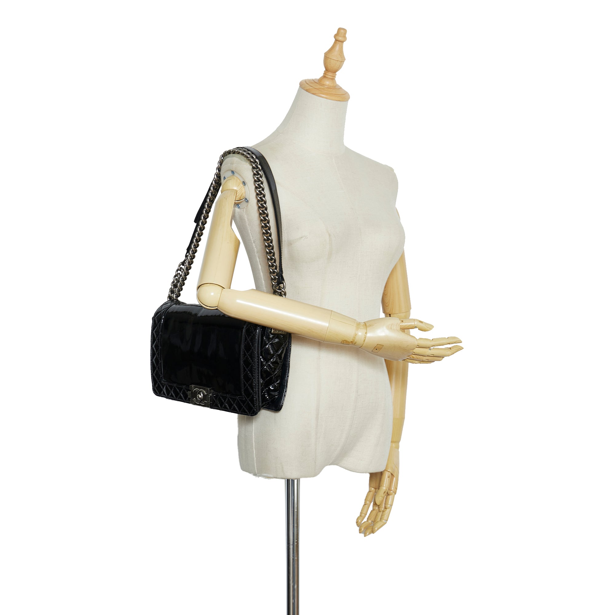 Chanel | Pre-Owned Medium Patent Boy Reverso Flap | Black