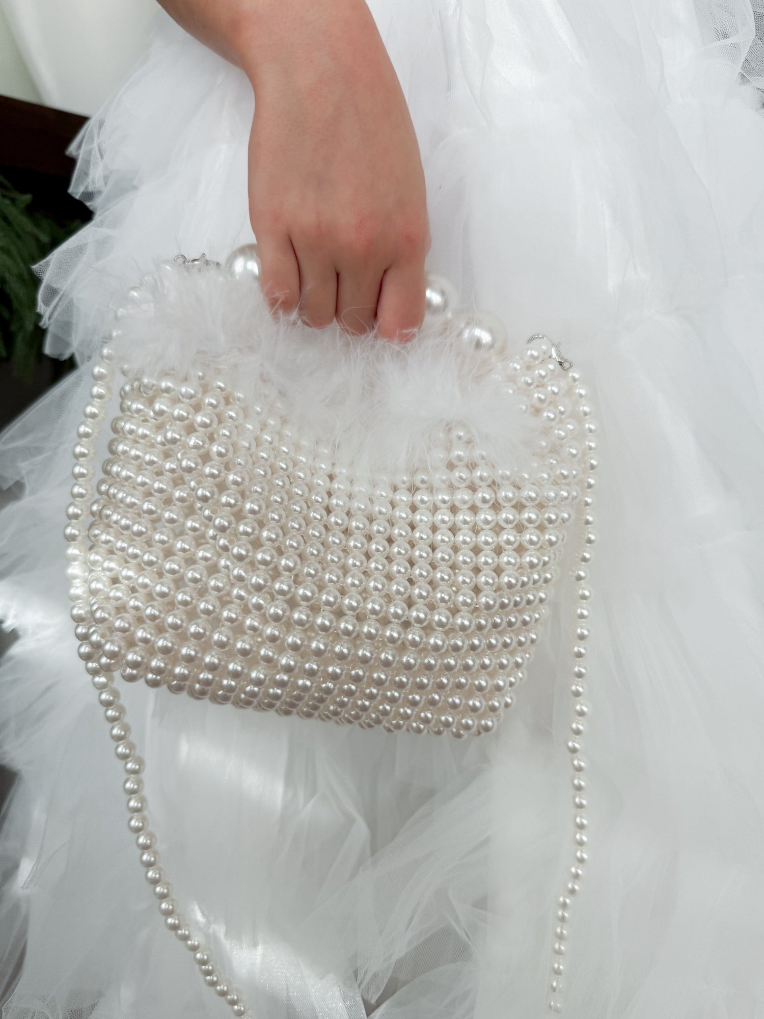 Girl | Pearl Handle Pouch Bag | White