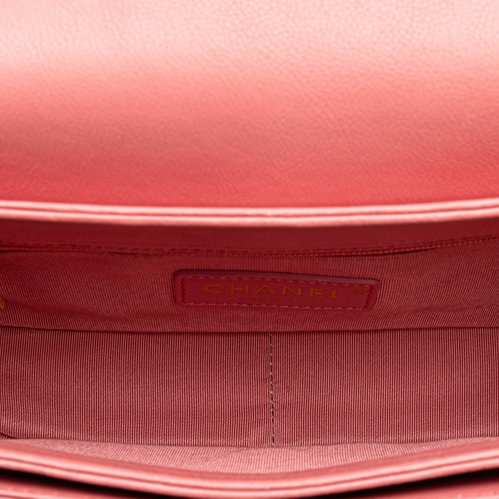 Chanel | Pre-Owned Quilted Calfskin Straight Lined Flap - II | Pink