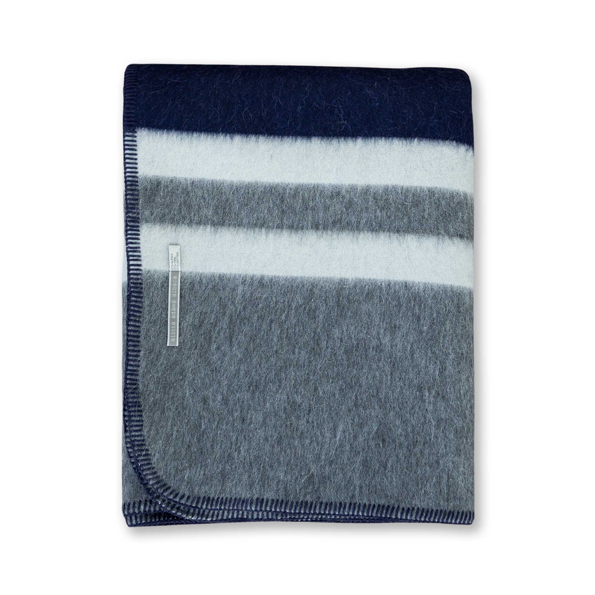 Unisex | Olsen Cape | Navy / Dark Grey / Ivory