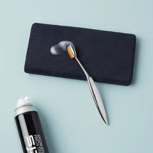 Brush Cleaning Pad - Essential | Black