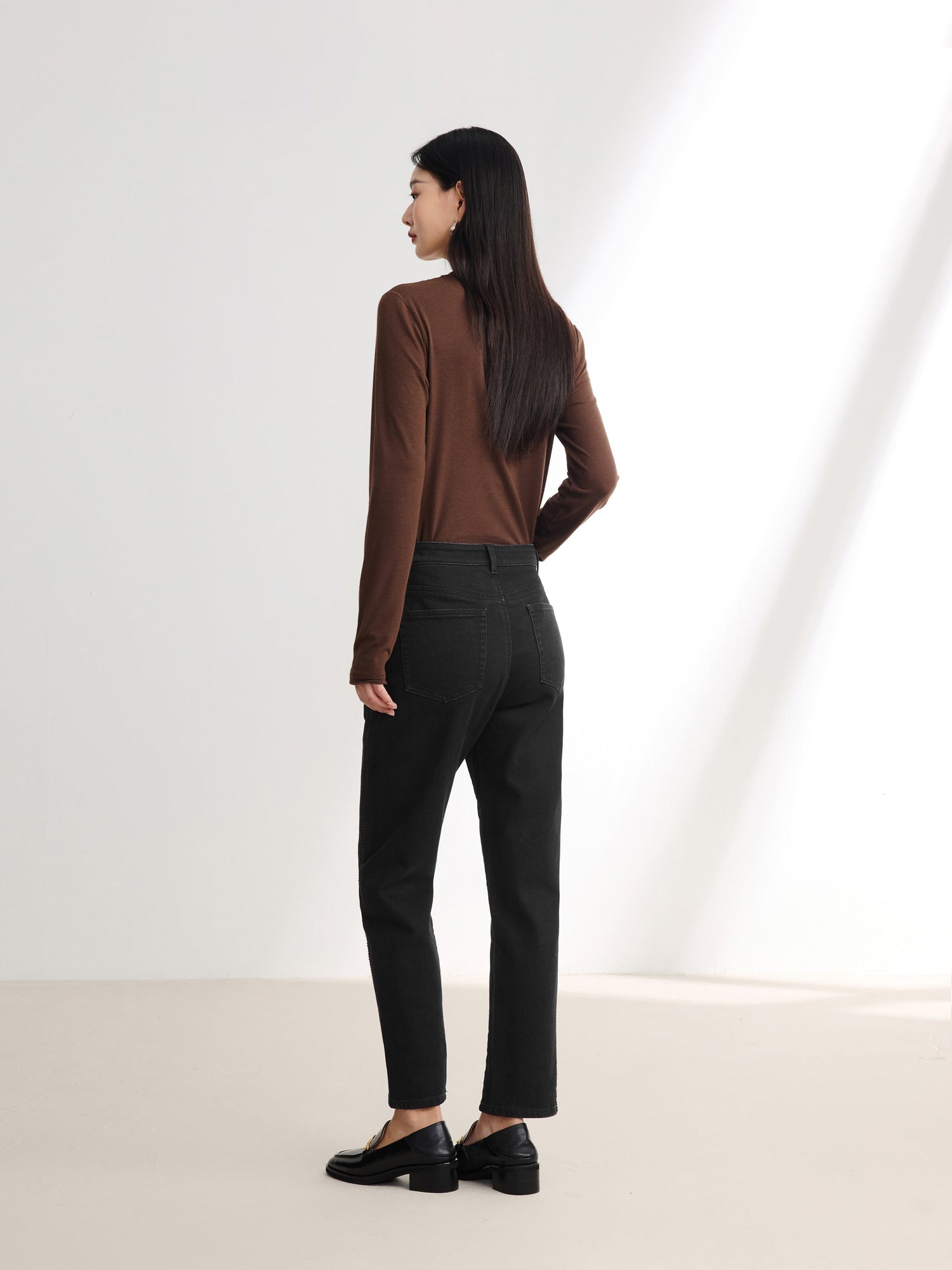 Straight Leg High-Waisted Jean | Black