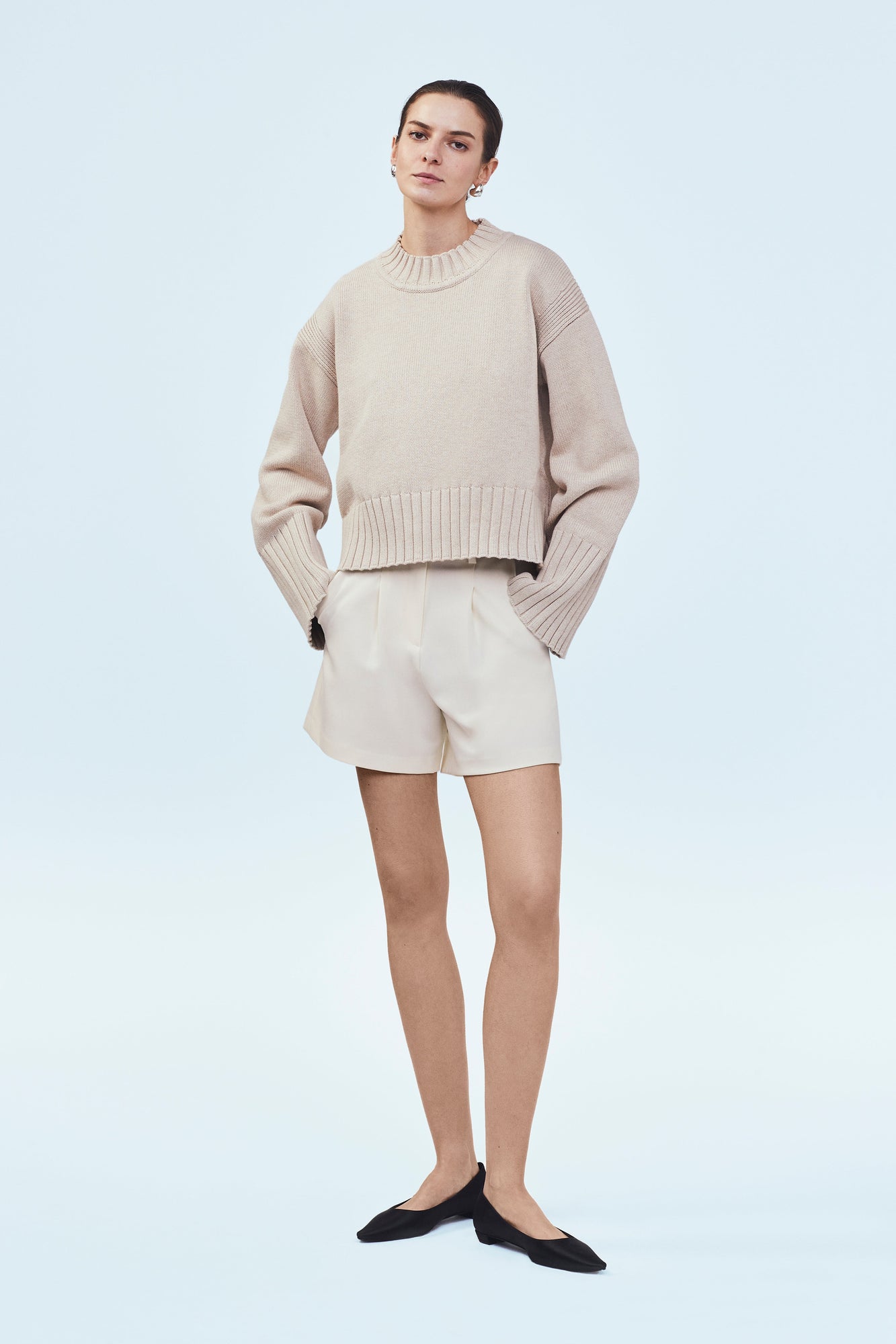 Sandstone Boxy Crewneck Sweater Model Dasha XS