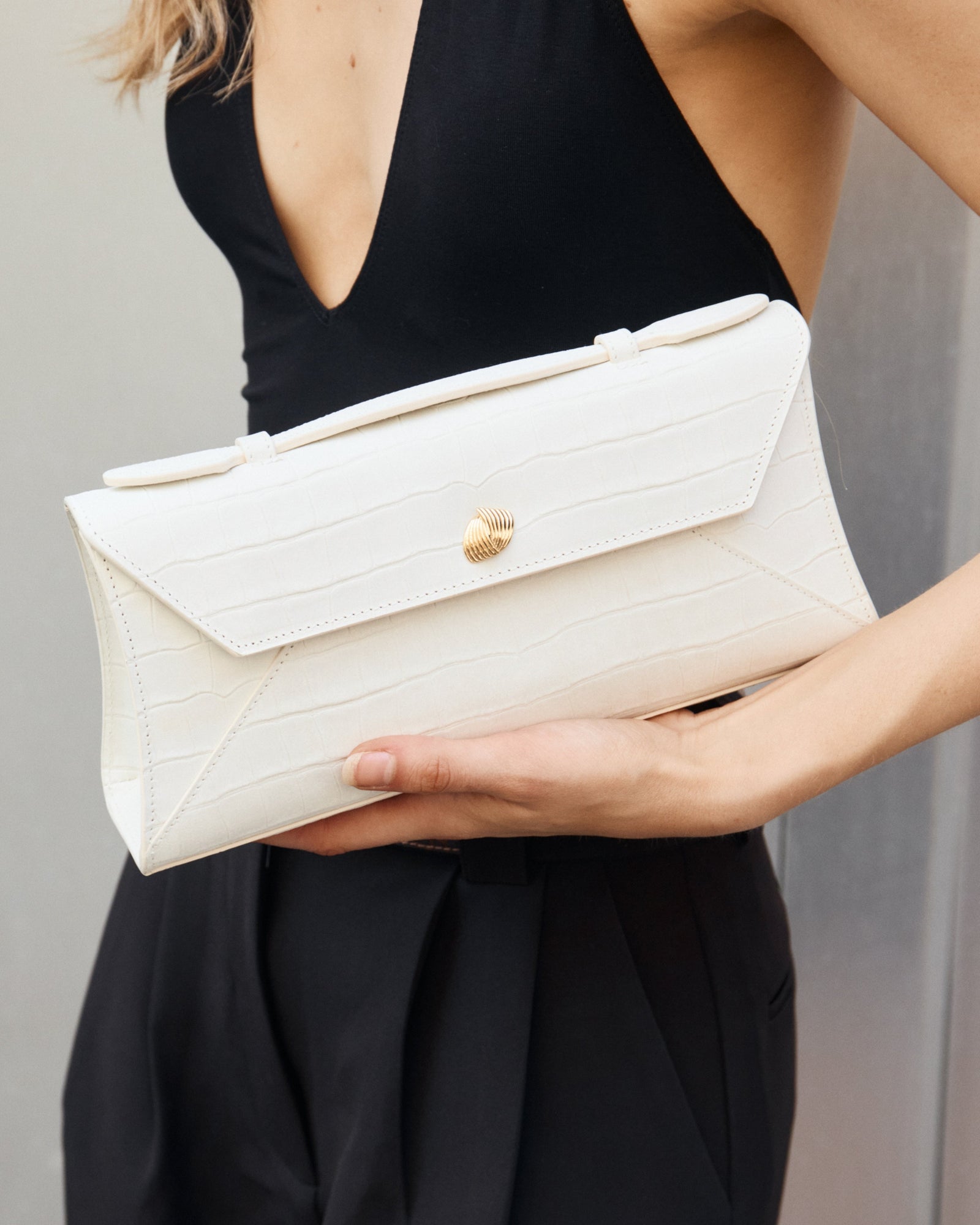 Cassandra Clutch | Ivory-Croc