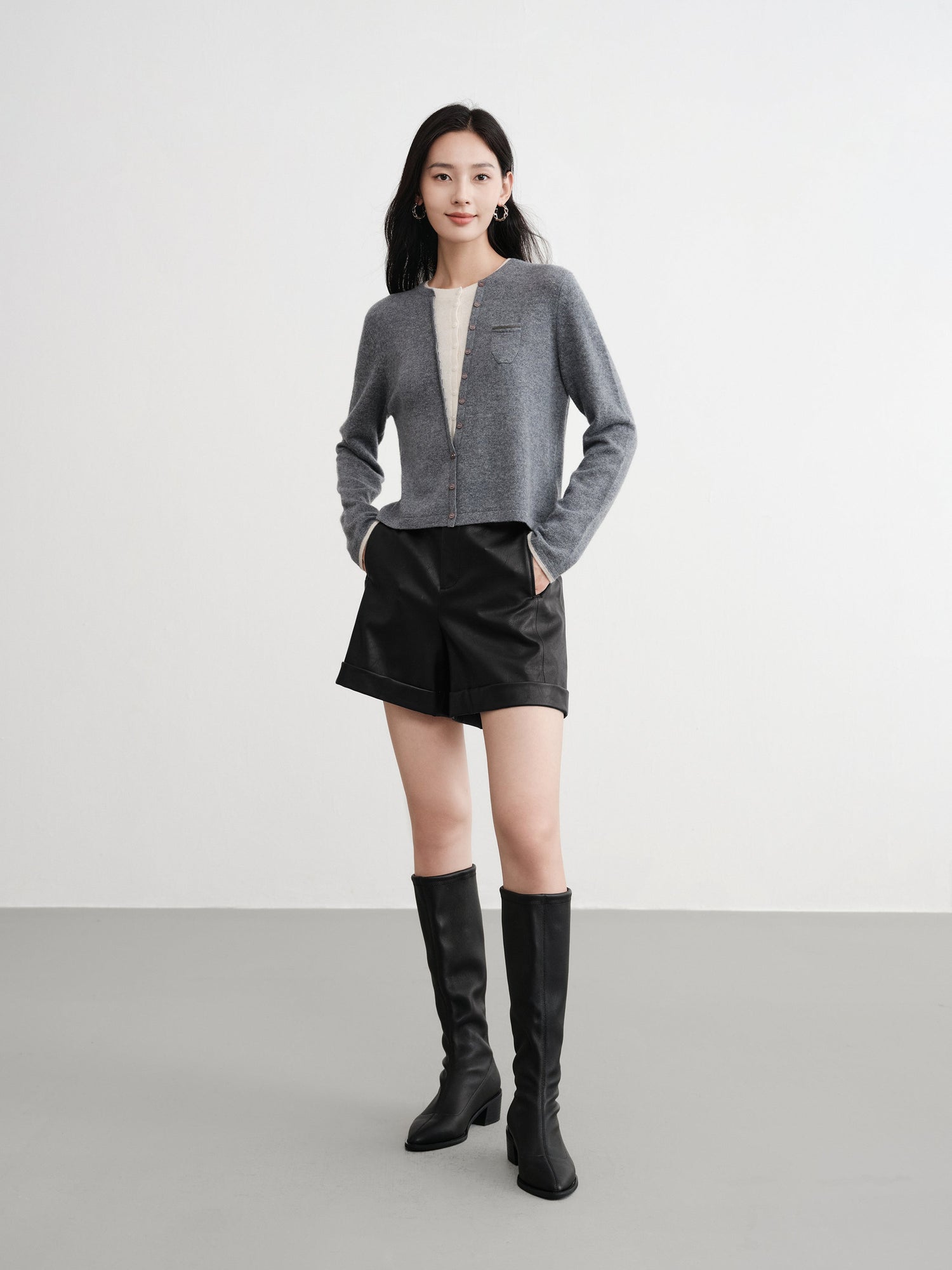 Layered Collar Soft Wool Cashmere Old Money Style Sweater | Grey