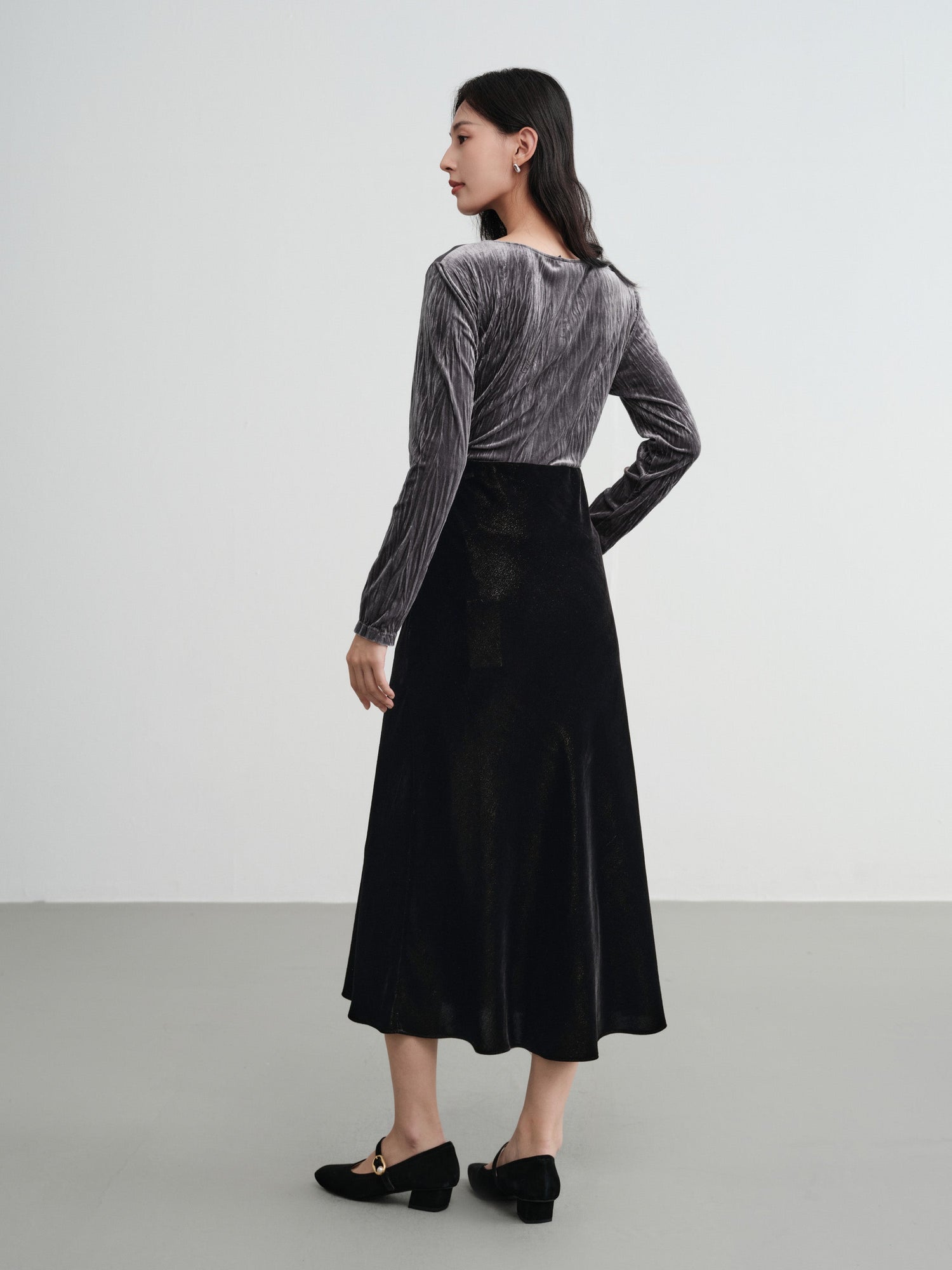 Mulberry Silk Velvet Fishtail Skirt | Black