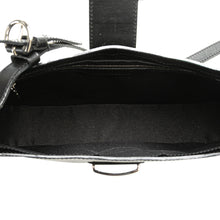 Louis Vuitton | Pre-Owned Epi Musette Bagatelle | Black