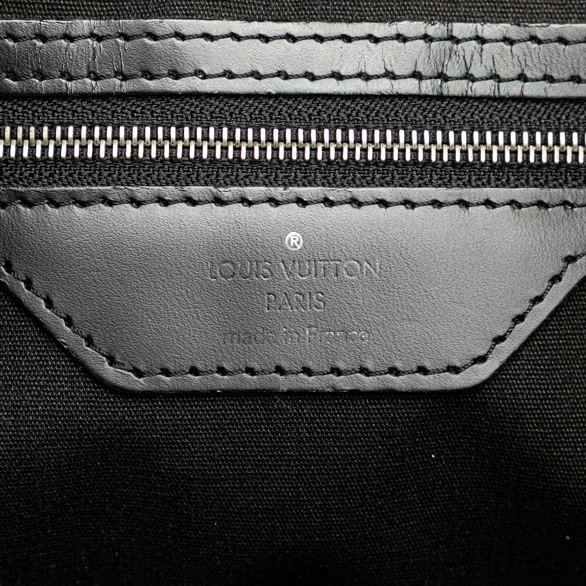 Louis Vuitton | Pre-Owned Epi Musette Bagatelle | Black