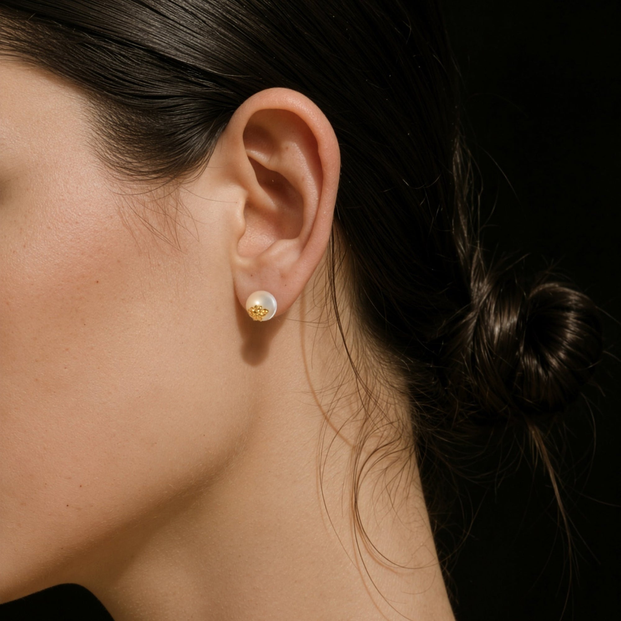 Bee Earrings | 18K Gold Plated on Sterling Silver | Freshwater Pearl