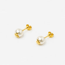 Butterfly Earrings | 18K Gold Plated on Sterling Silver | Freshwater Pearl