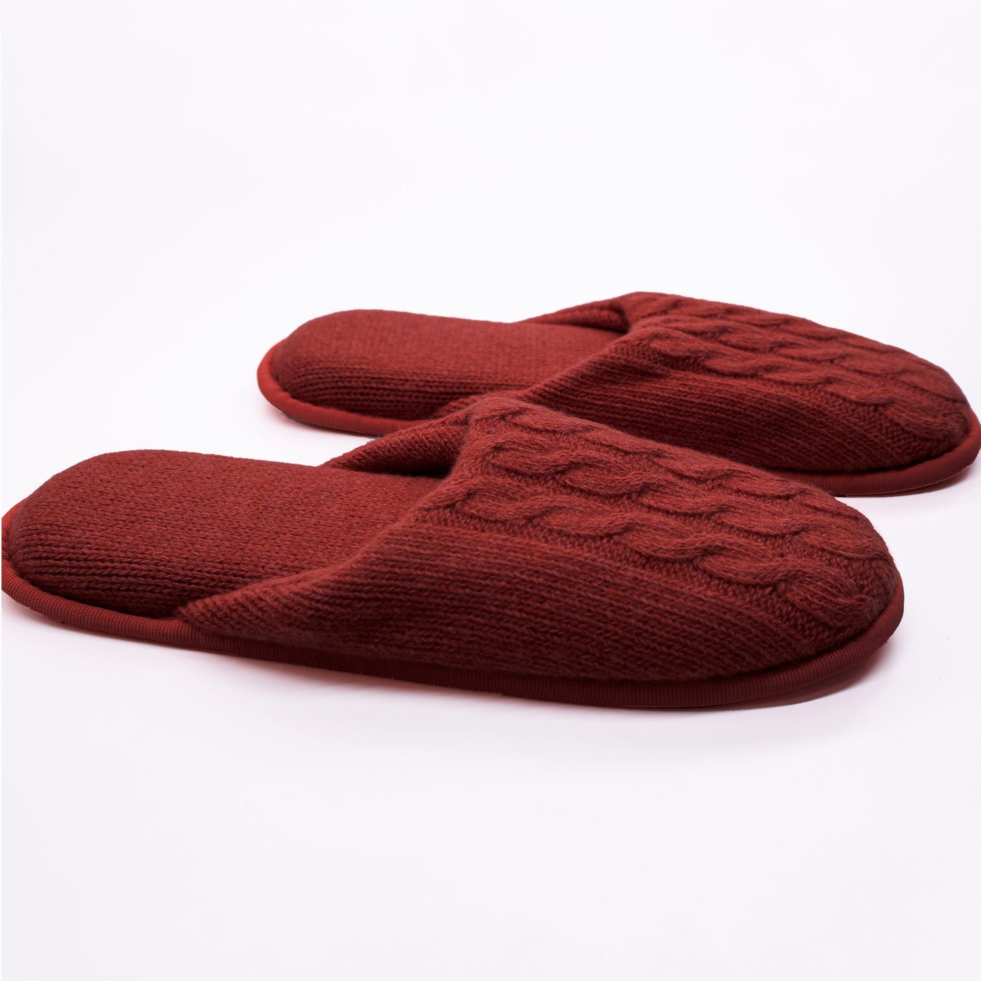 Cashmere Slippers In Cables Design | Rum