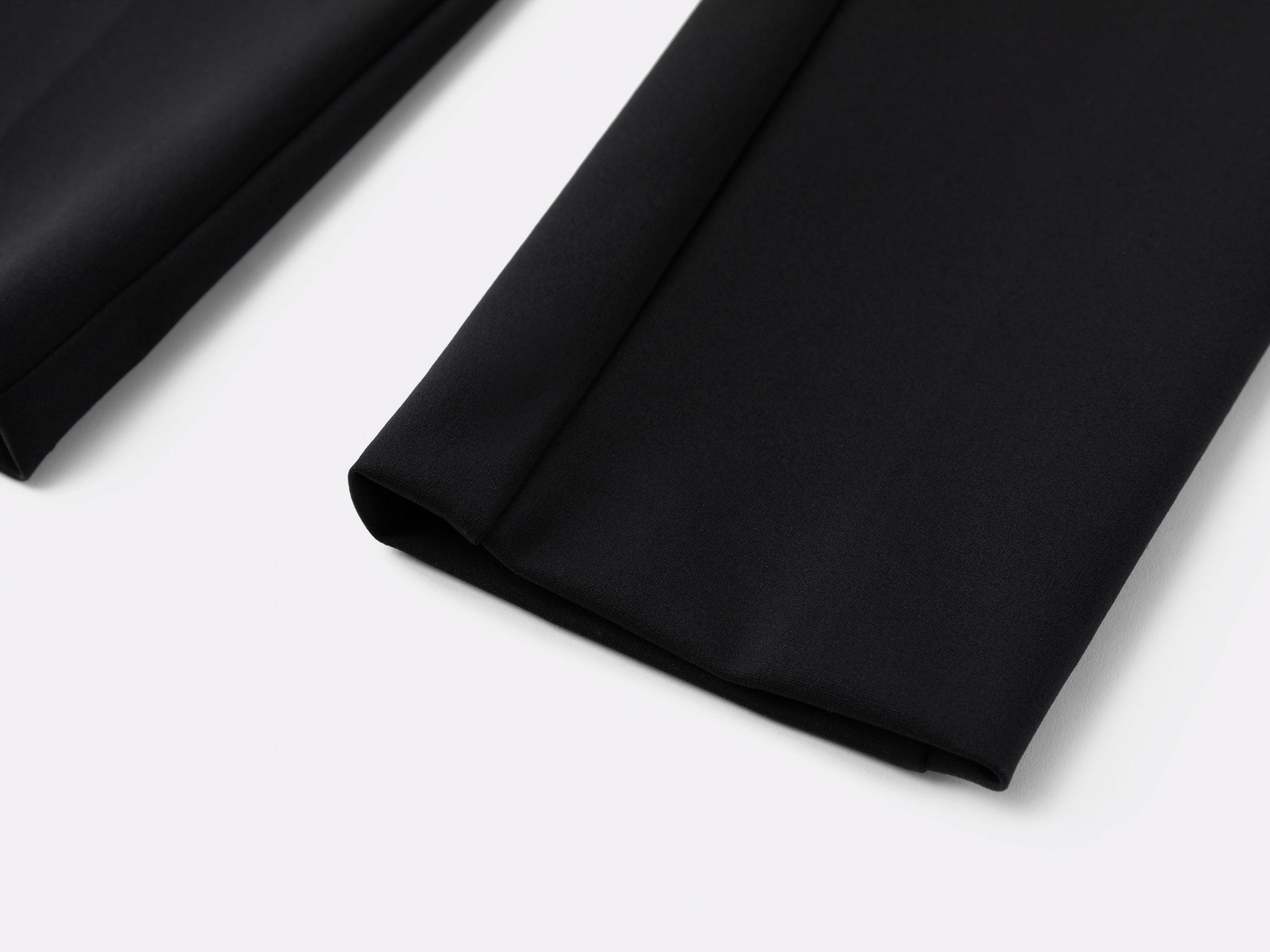Slim-Leg Pants | Black