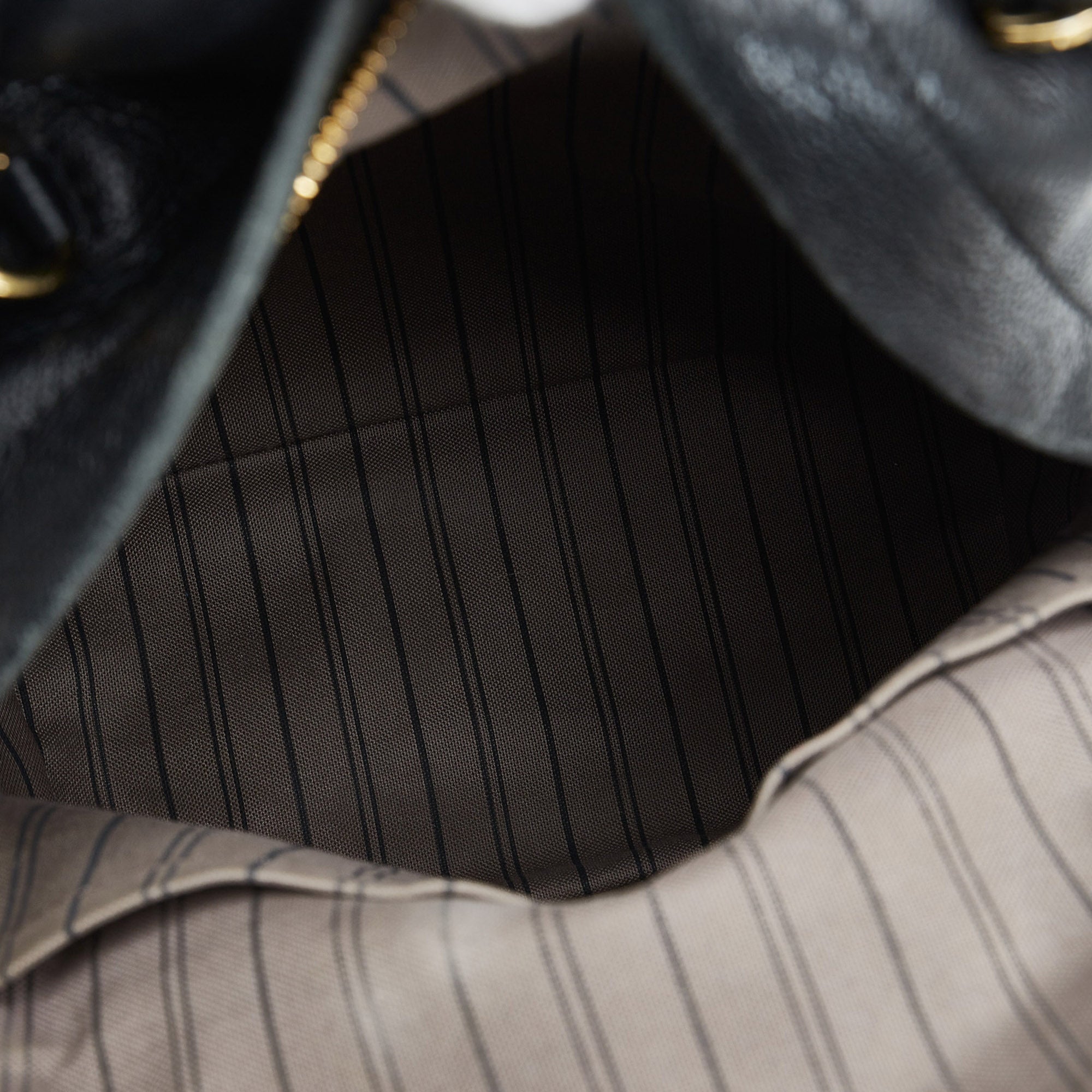 Louis Vuitton | Pre-Owned Monogram Empreinte Sorbonne | Black