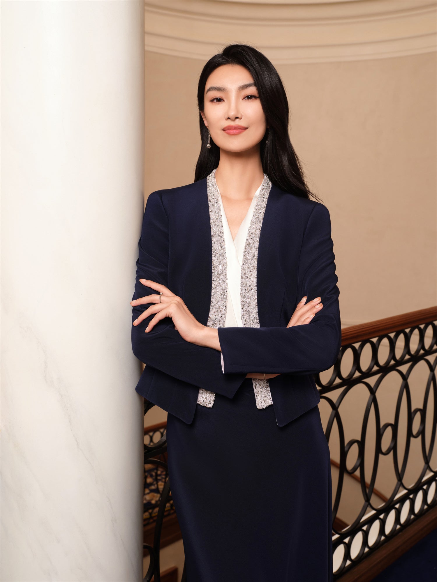 Heavy Silk Front-Closure Jacket | Navy