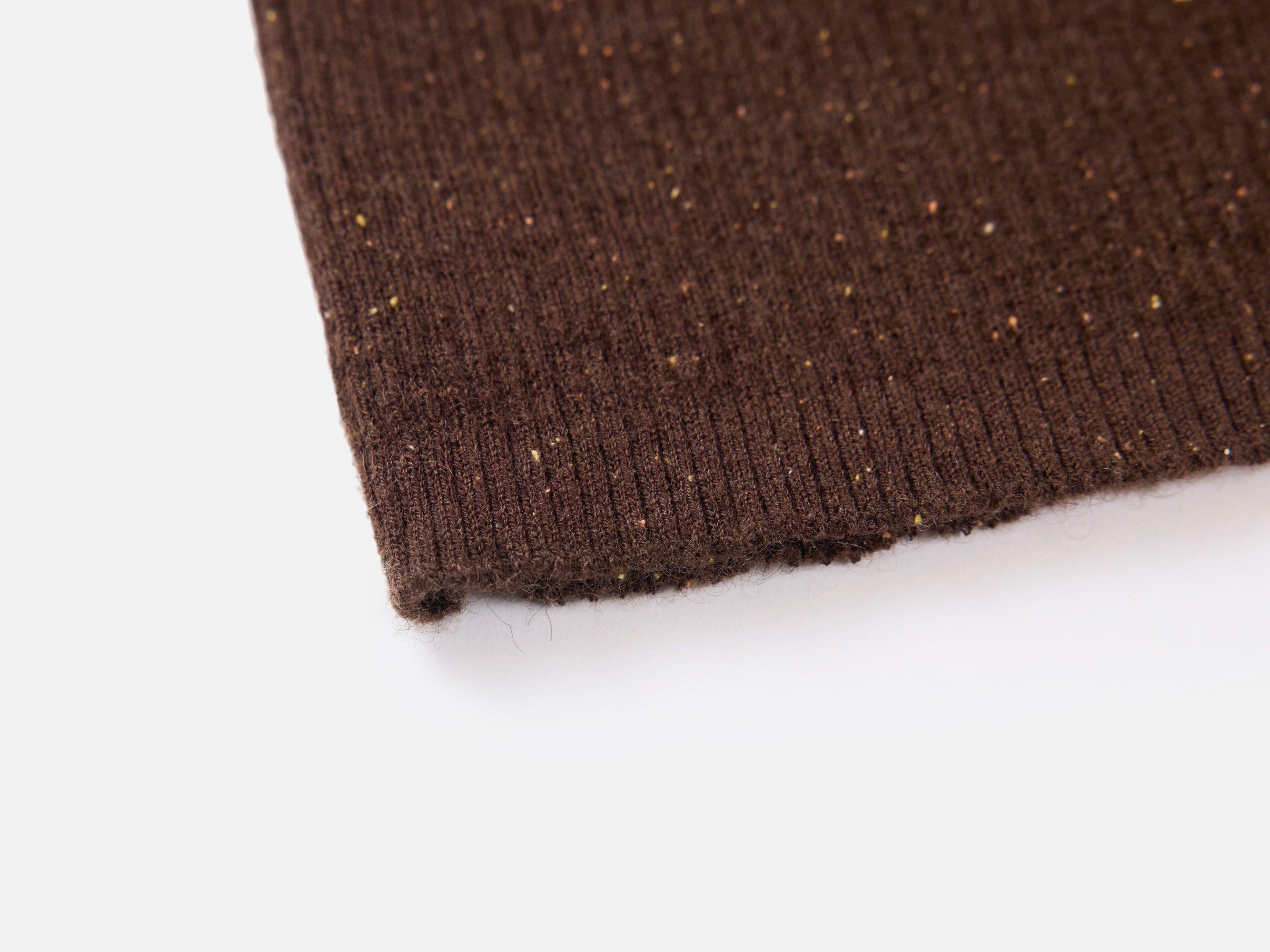 Long Sleeve Form-Fitting Knit Turtleneck | Brown