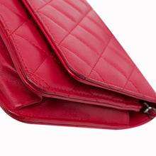 Chanel | Pre-Owned Classic Lambskin Wallet on Chain | Pink/Dark Pink