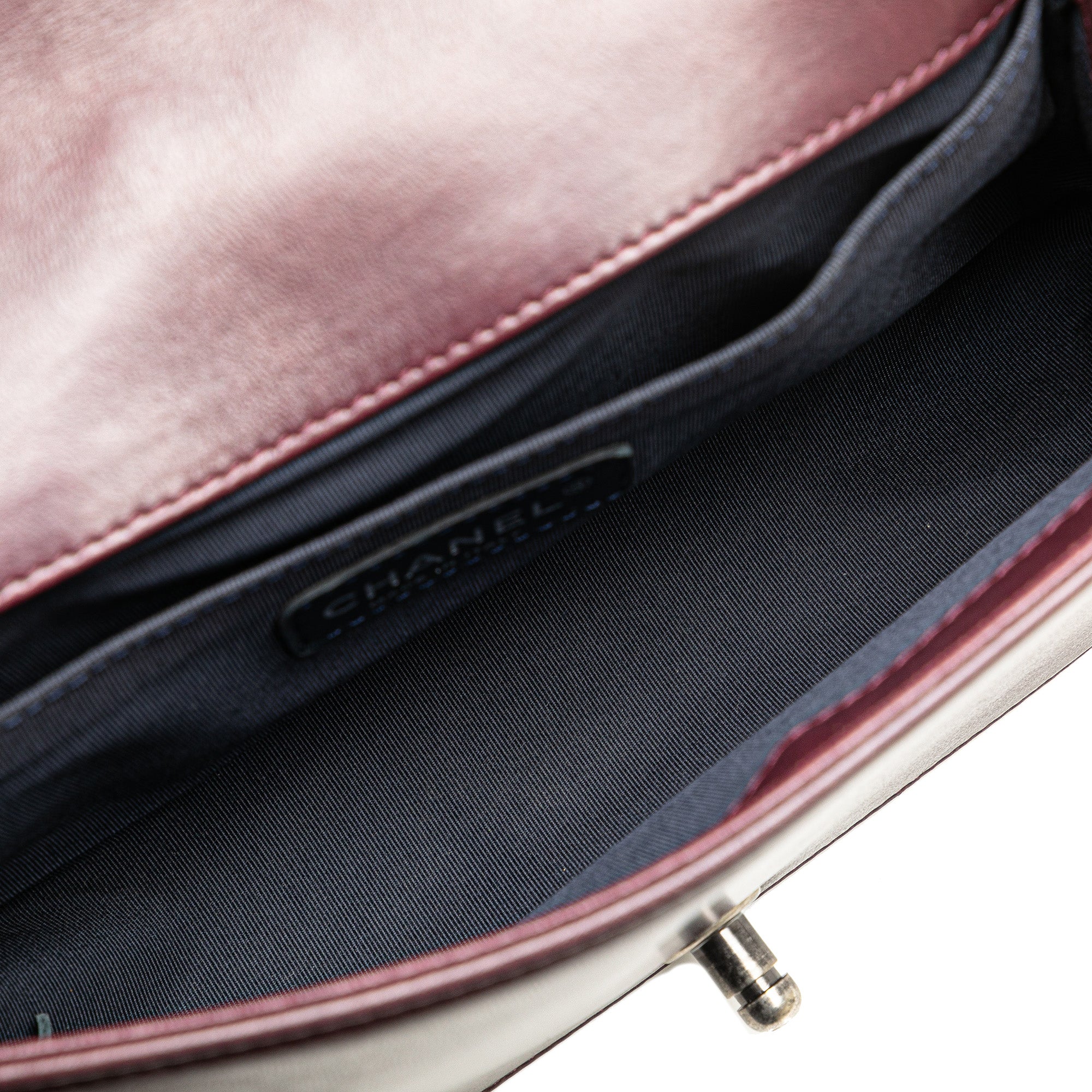 Chanel | Pre-Owned Old Medium Velvet and Tweed Boy Flap - II | Red/Burgundy