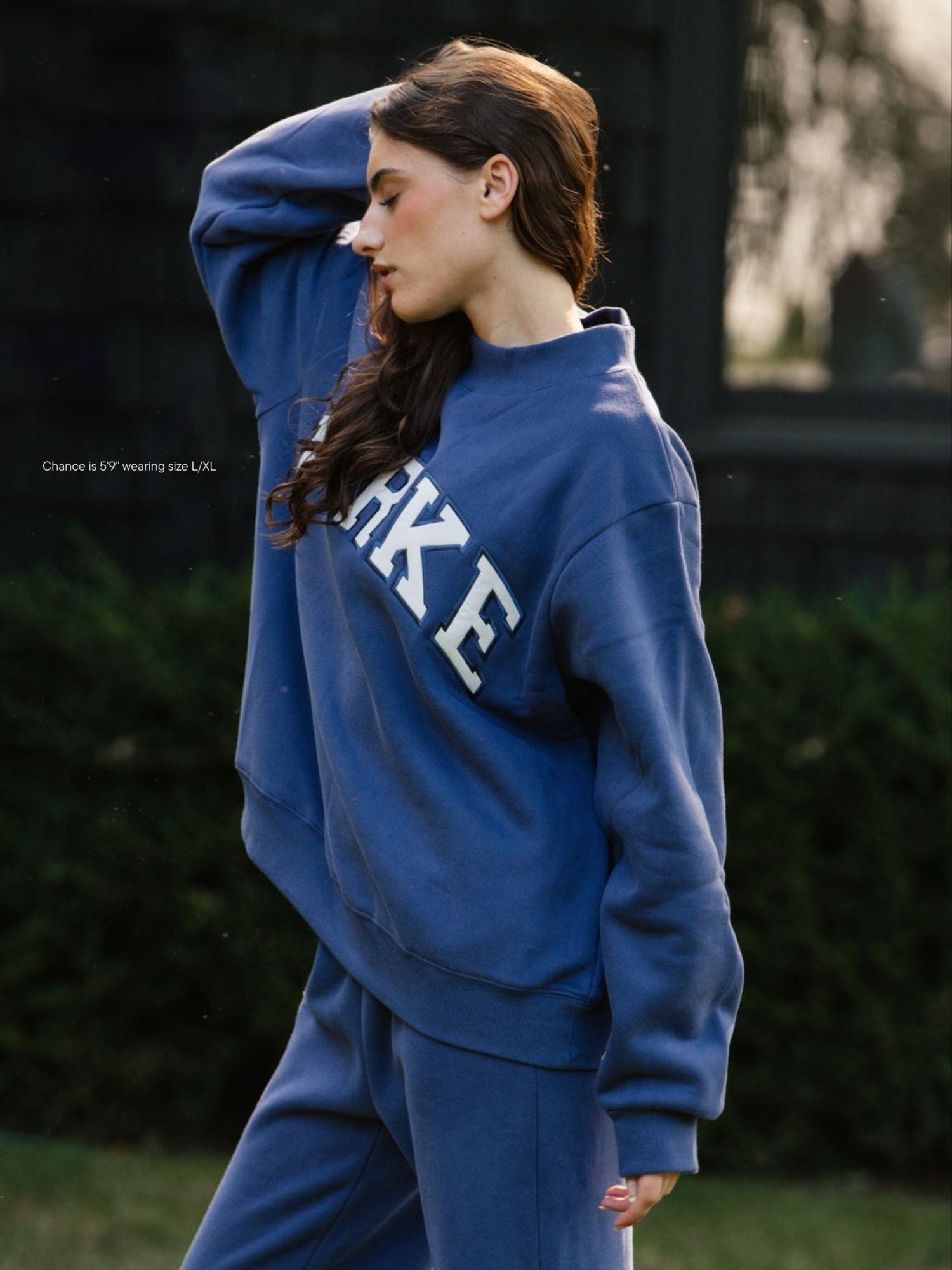 crown blue + white