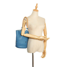 Hermes | Pre-Owned Clemence Mangeoire Bucket PM | Blue