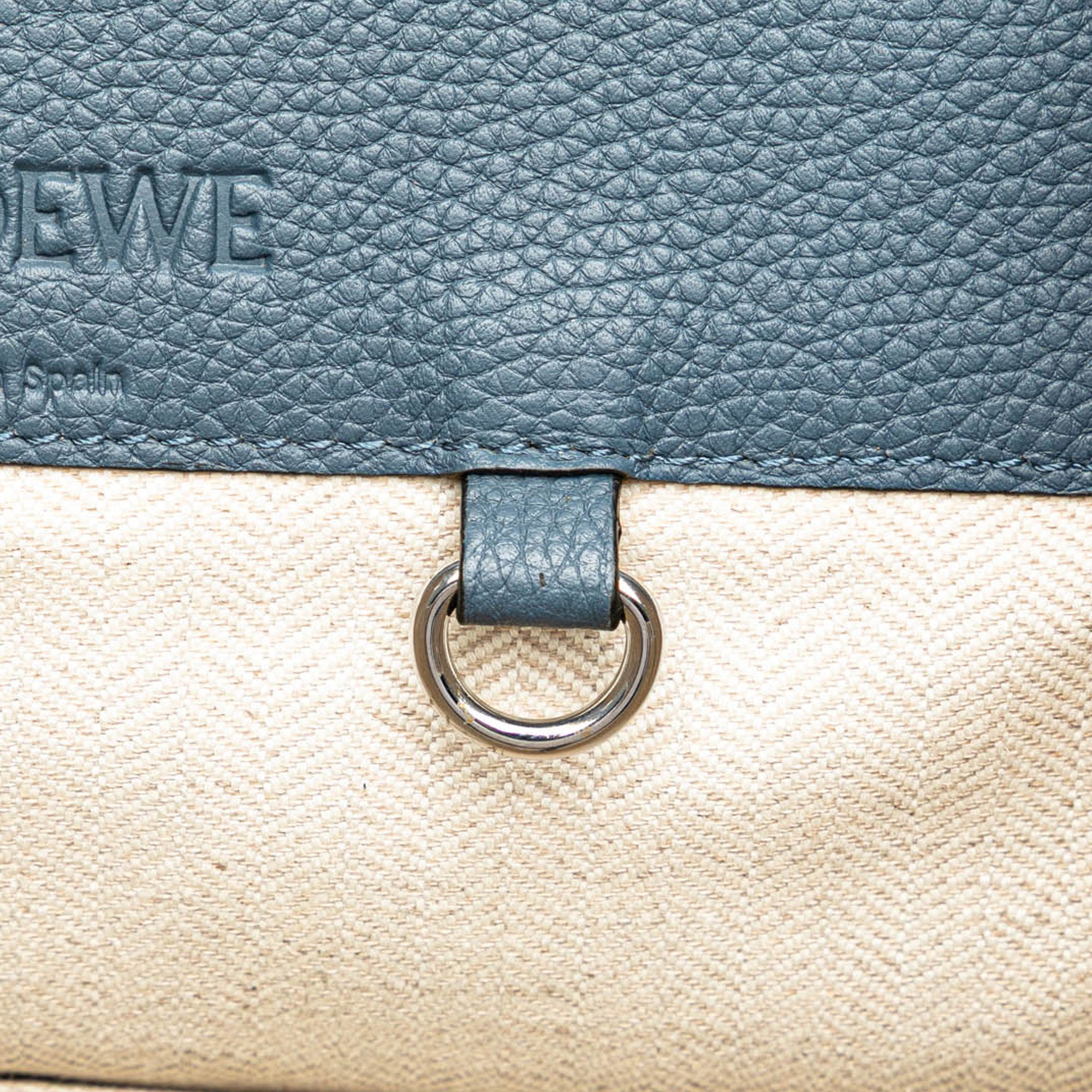 Loewe | Pre-Owned Small Leather Hammock Bag | Blue