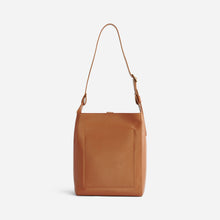 Unisex | Cecilia Go-To Shoulder Bag | Caramel