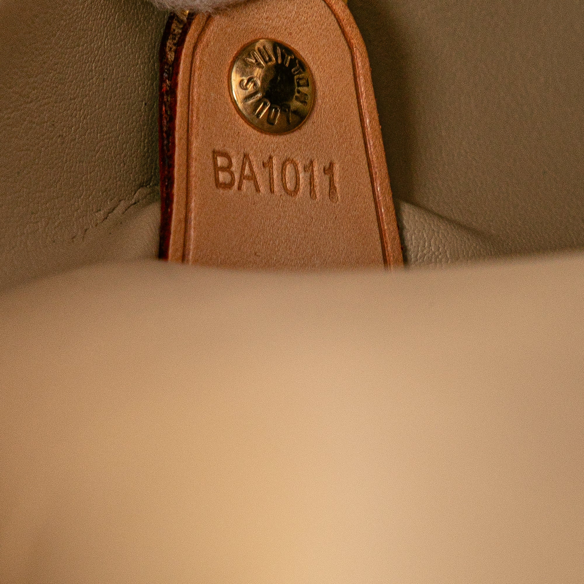 Louis Vuitton | Pre-Owned Monogram Vernis Tompkins Square | Silver