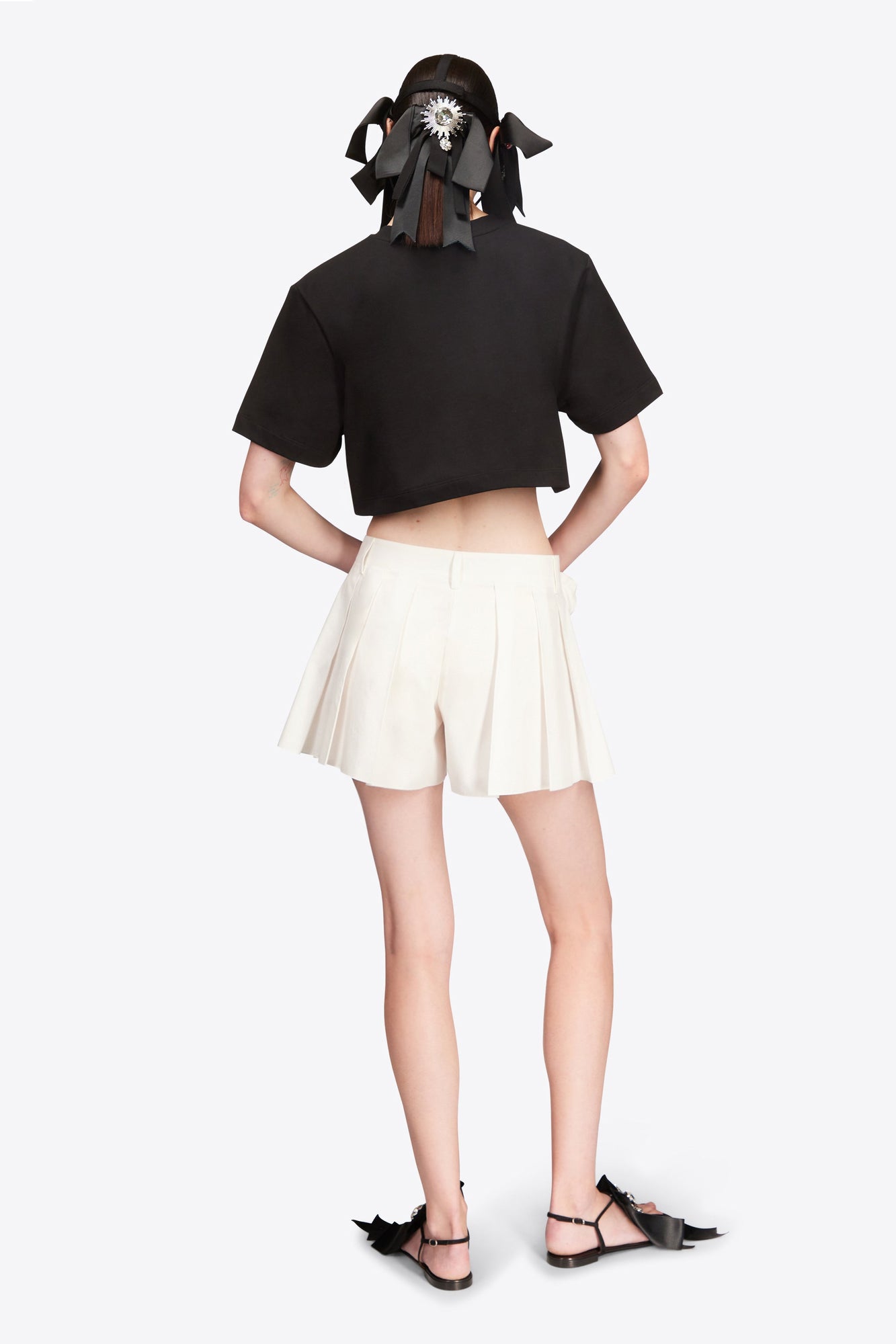 Crystal Rosette Cropped T-Shirt | Black