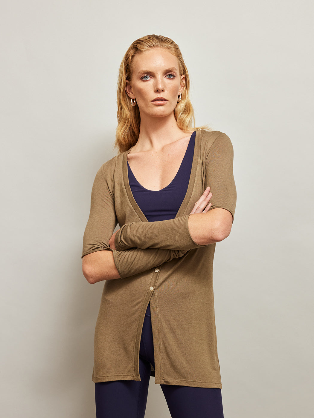 Artemis Diciero | Sia Cardigan | Olive