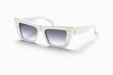 Womens | B - Eye Sunglass | White - Gold | Dark Grey Gradient