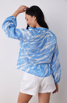 Long Sleeve Shirred Raglan Shirt | Laguna Waves Print