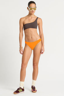 Siara Brief | Marigold/Espresso