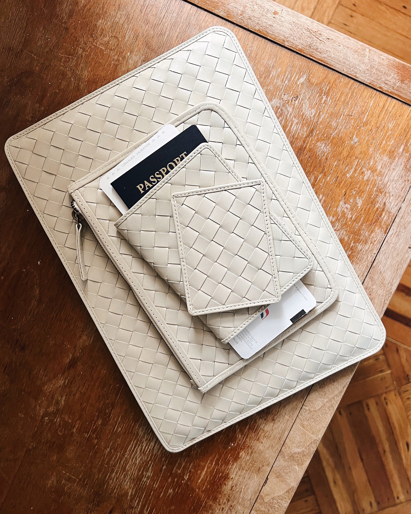 Lia Laptop Case - Carre Weave | Cream