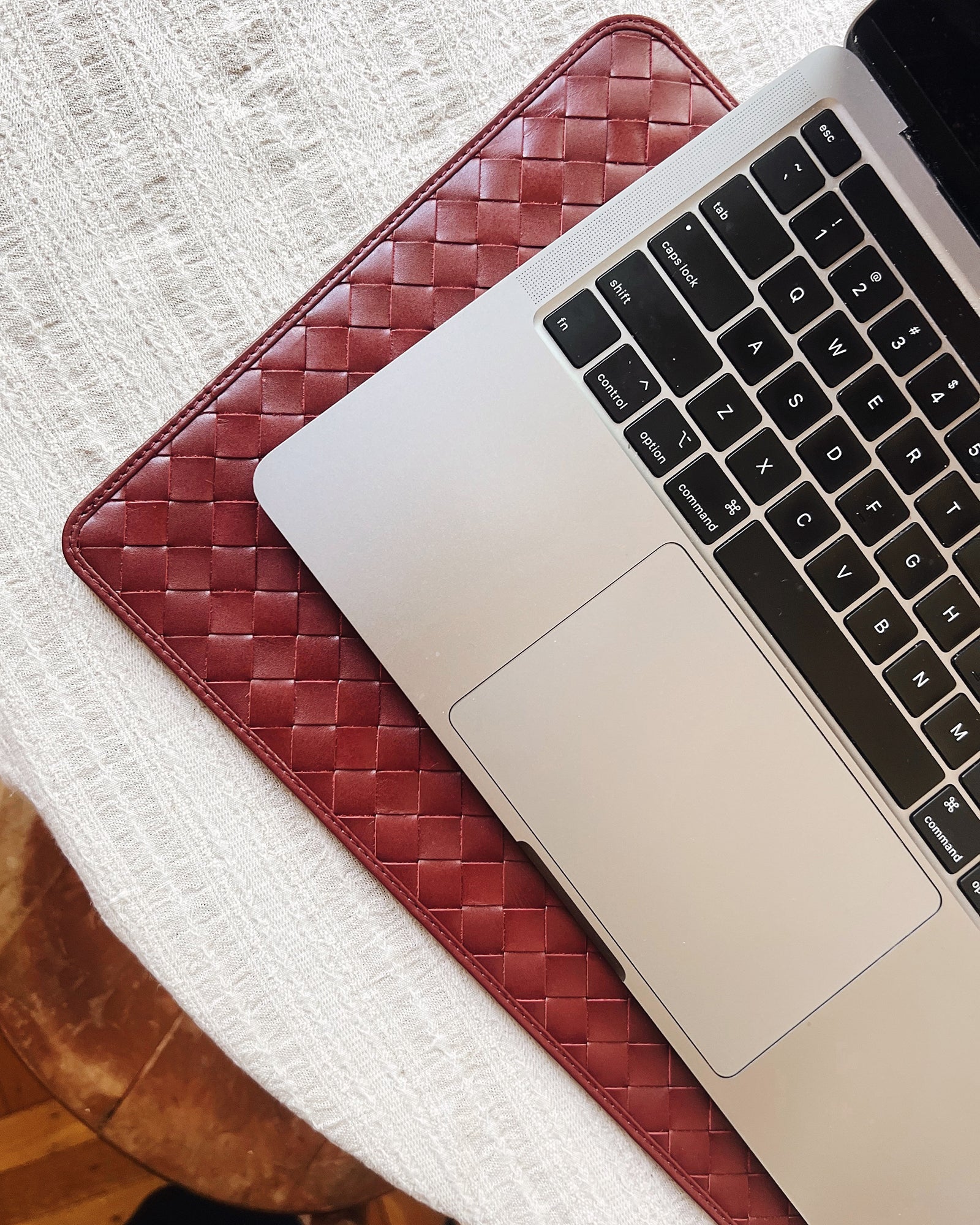 Lia Laptop Case - Carre Weave | Rouge