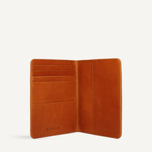 Este Passport Holder - Check | Caramel/Sienna