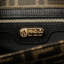 Fendi | Pre-Owned Zucca Canvas Shoulder Bag - V | Brown