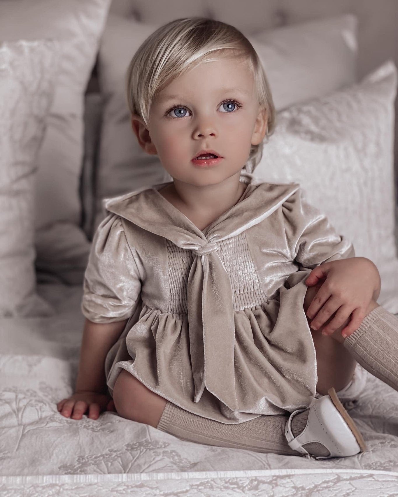 Boy | Helenus Velour Romper | Beige