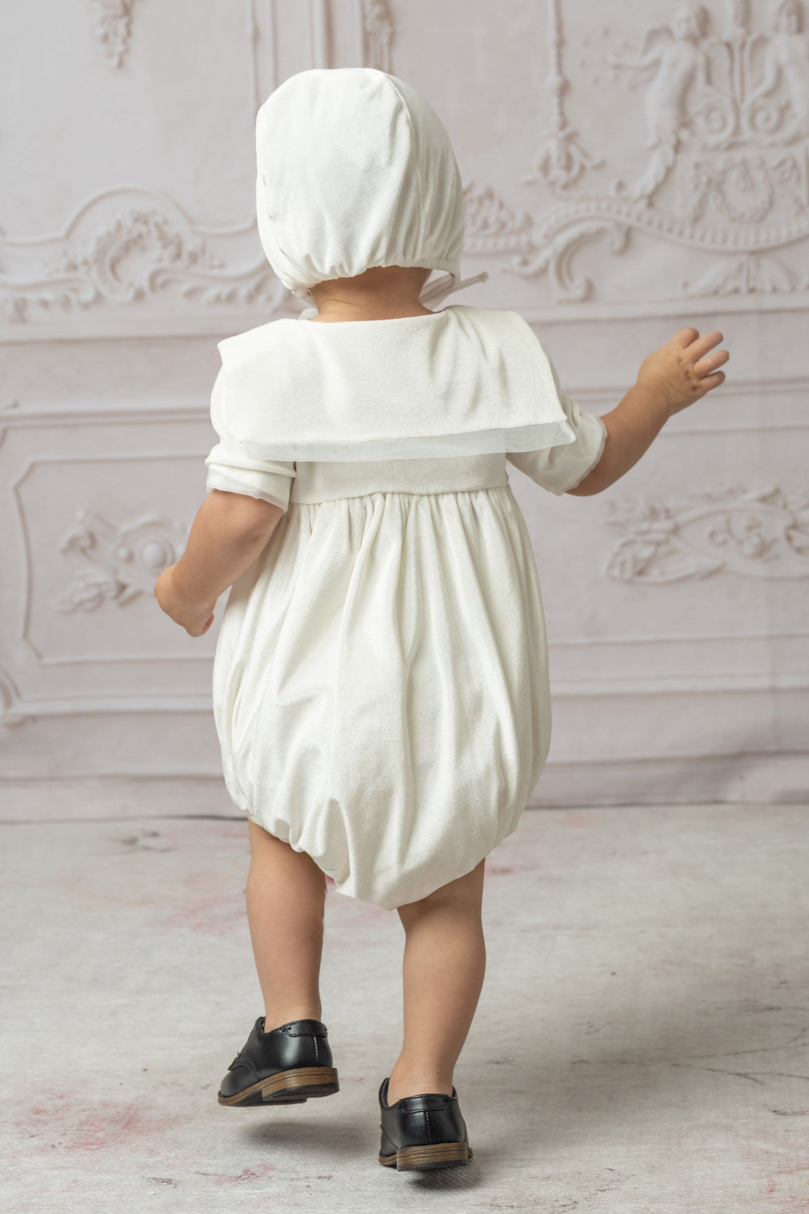 Boy | Helenus Velour Romper | Ivory