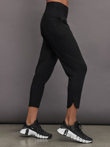 Jogger in Melt | Black