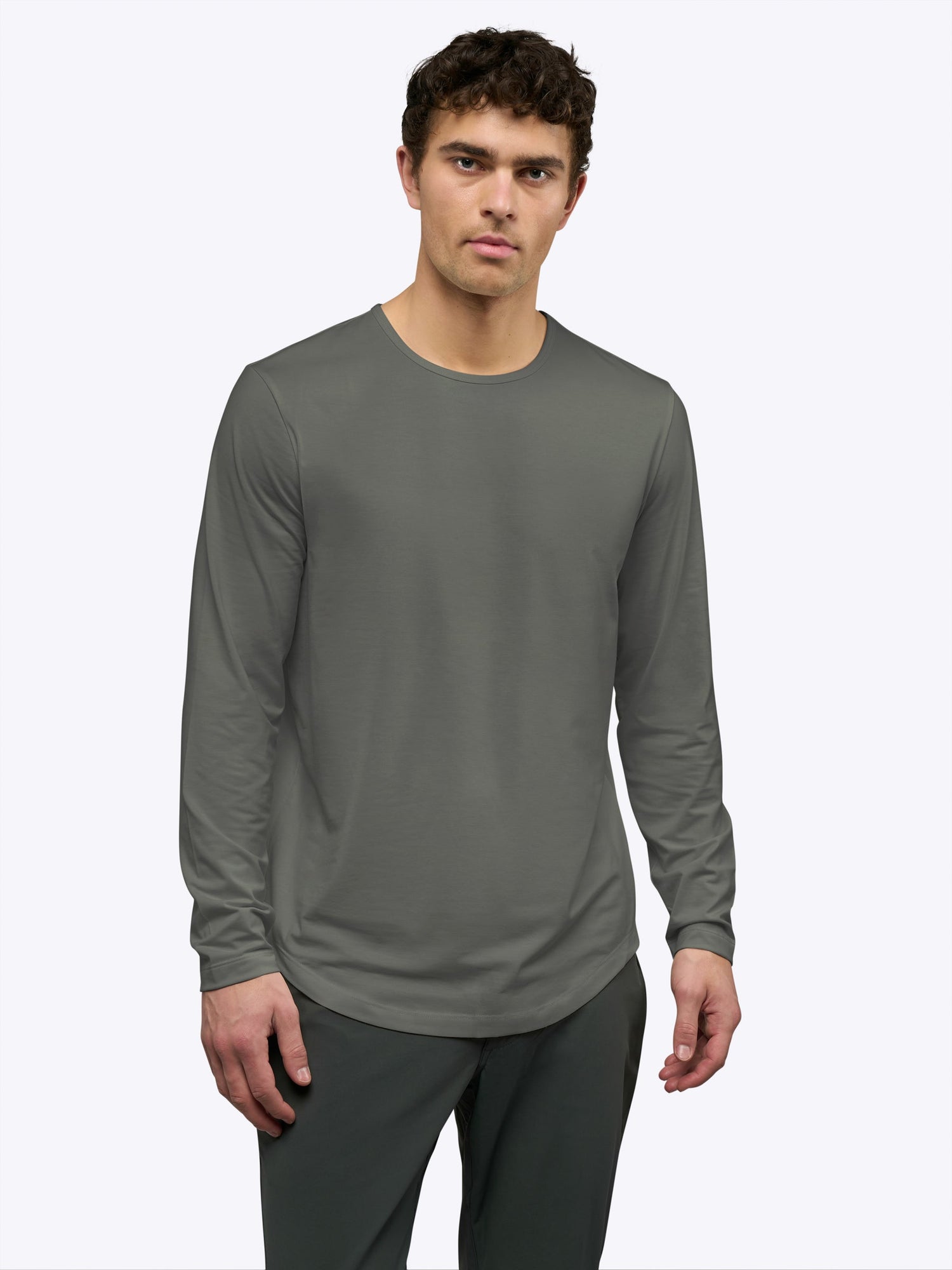 Mens | AO Long Sleeve Curve-Hem Tee | Signature-Fit PYCA Pro | Castor Grey