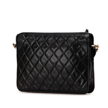 Chanel | Pre-Owned Quilted Lambskin Chain Crossbody | Black