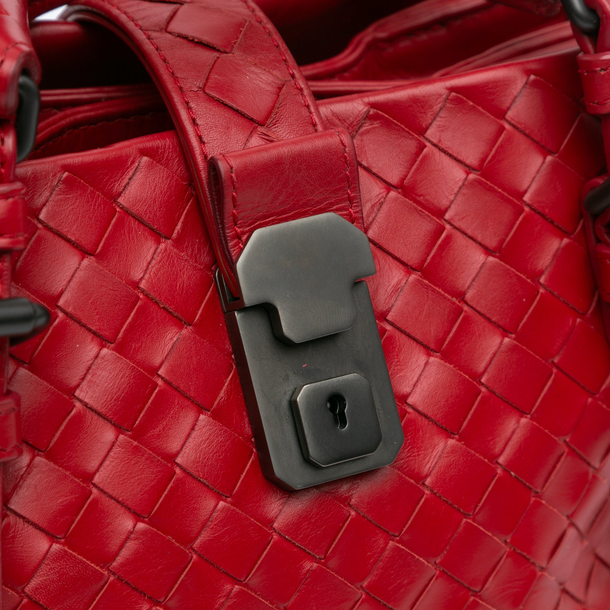 Bottega Veneta | Pre-Owned Mini Nappa Intrecciato Roma Satchel | Red/Dark Red