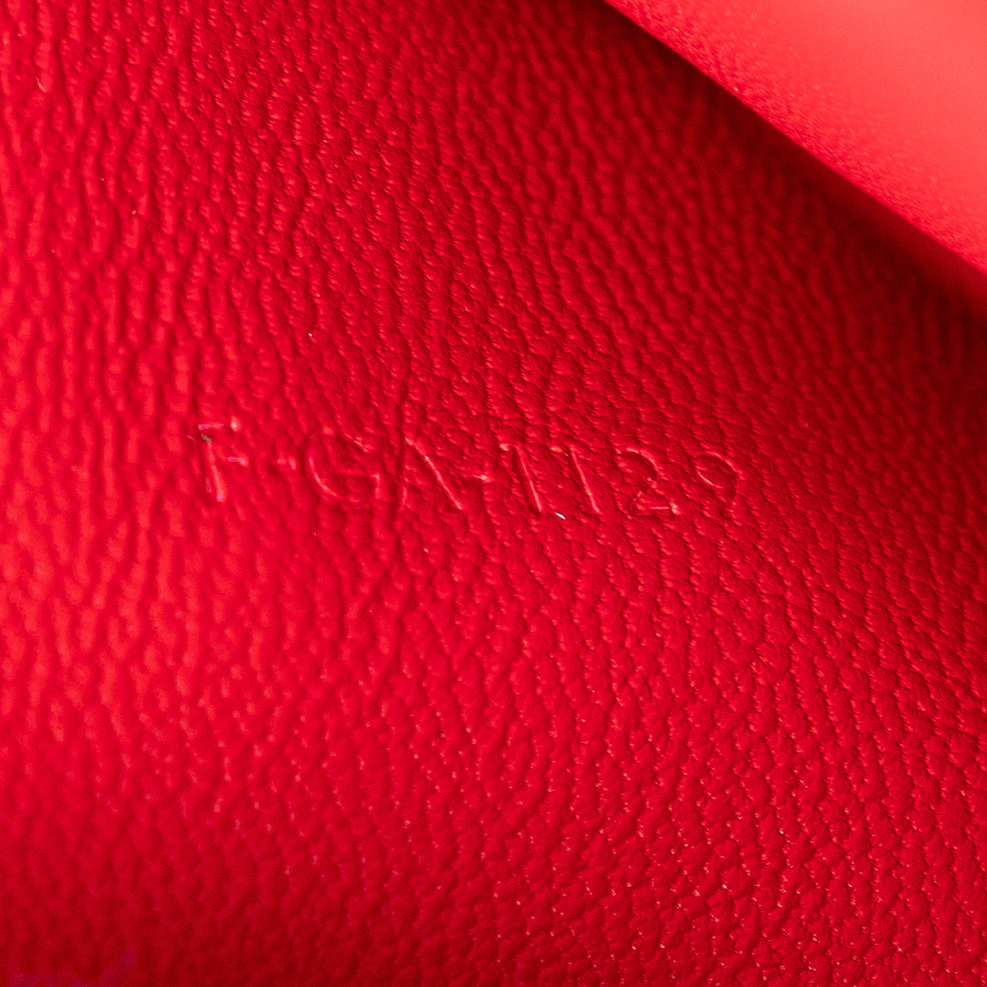 Celine | Pre-Owned Medium Calfskin Classic Box | Red