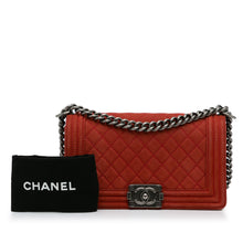 Chanel | Pre-Owned Old Medium Quilted Caviar Boy Flap - I | Red