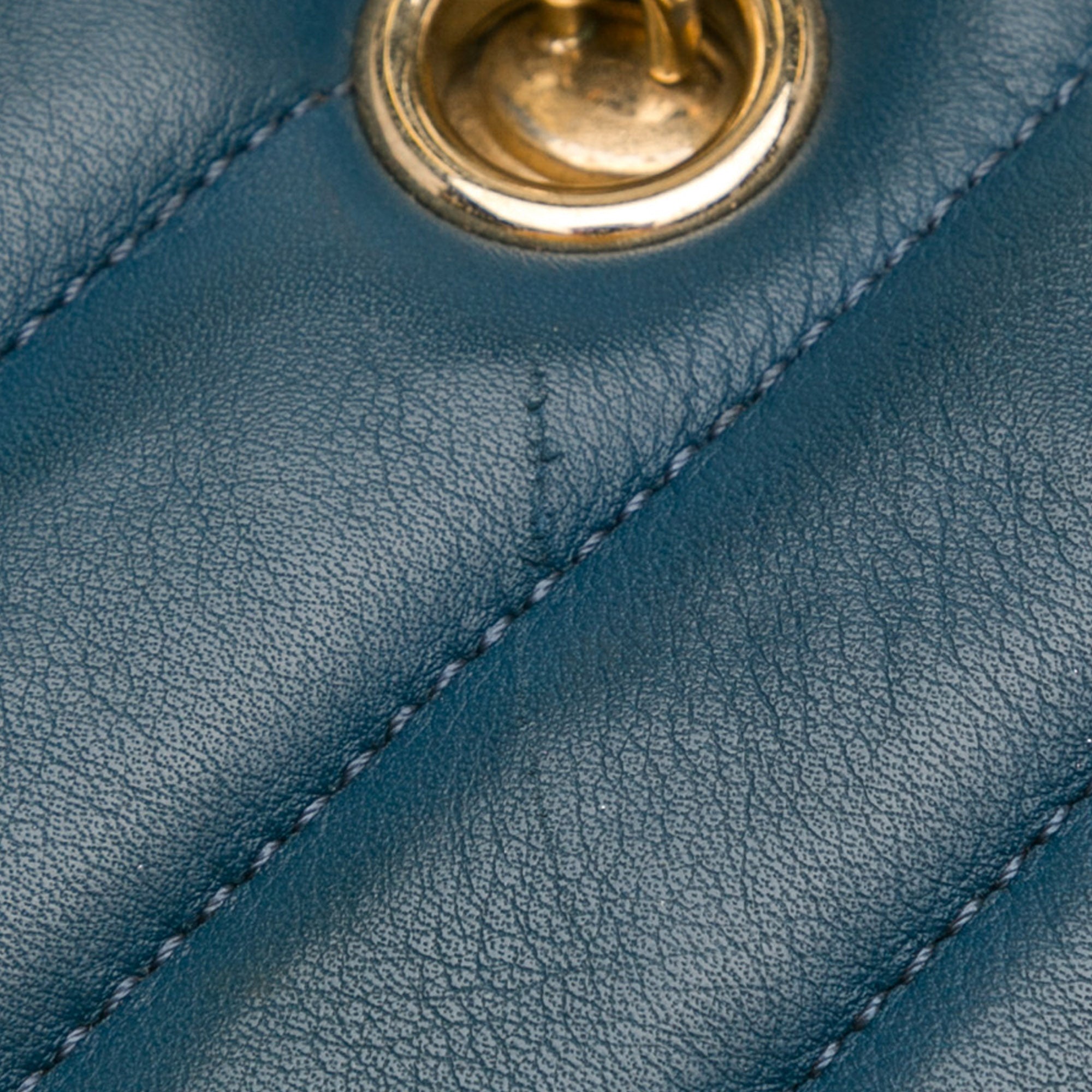 Chanel | Pre-Owned CC Chevron Calfskin Statement Shopping Tote | Blue/Dark BlueBlue/Dark Blue