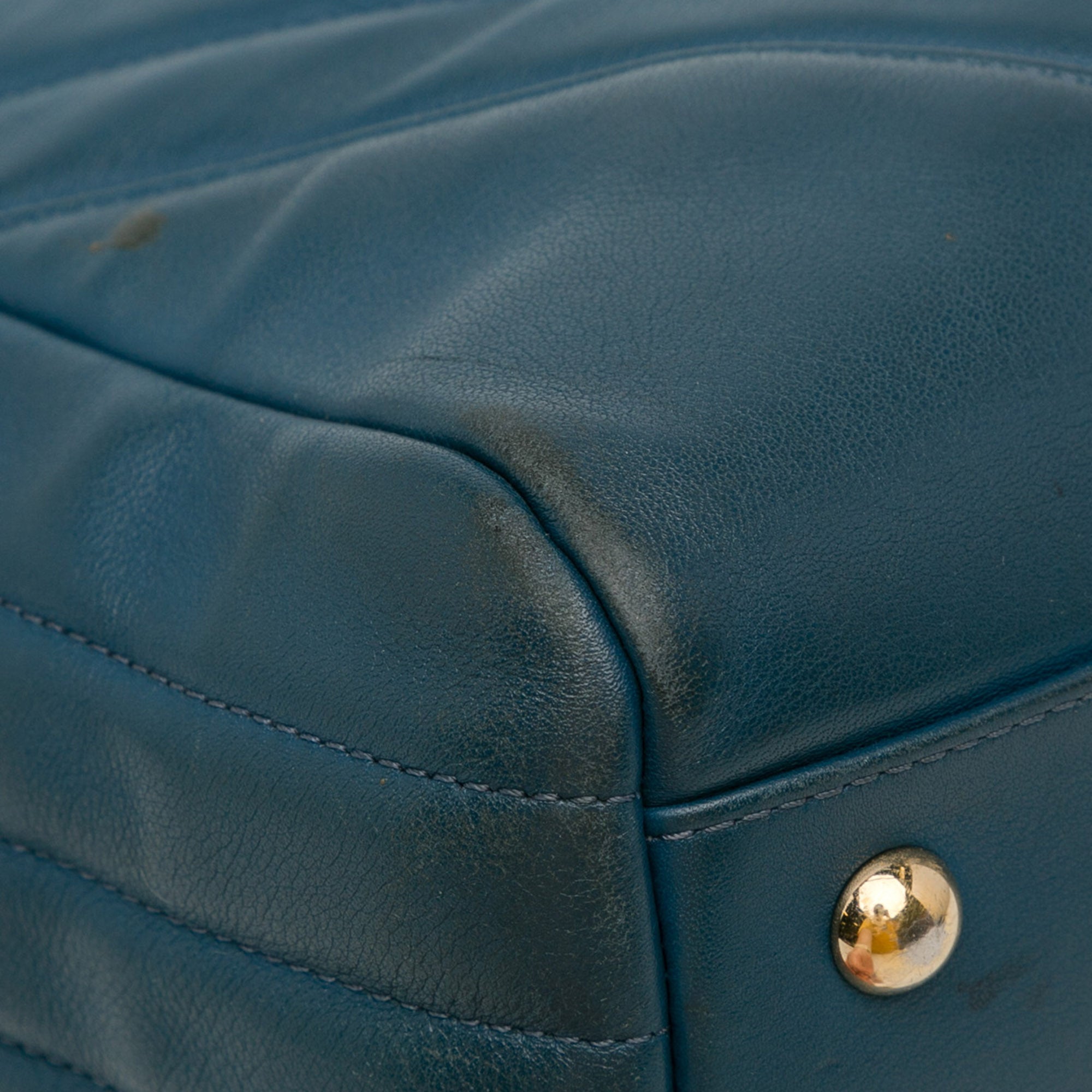 Chanel | Pre-Owned CC Chevron Calfskin Statement Shopping Tote | Blue/Dark BlueBlue/Dark Blue