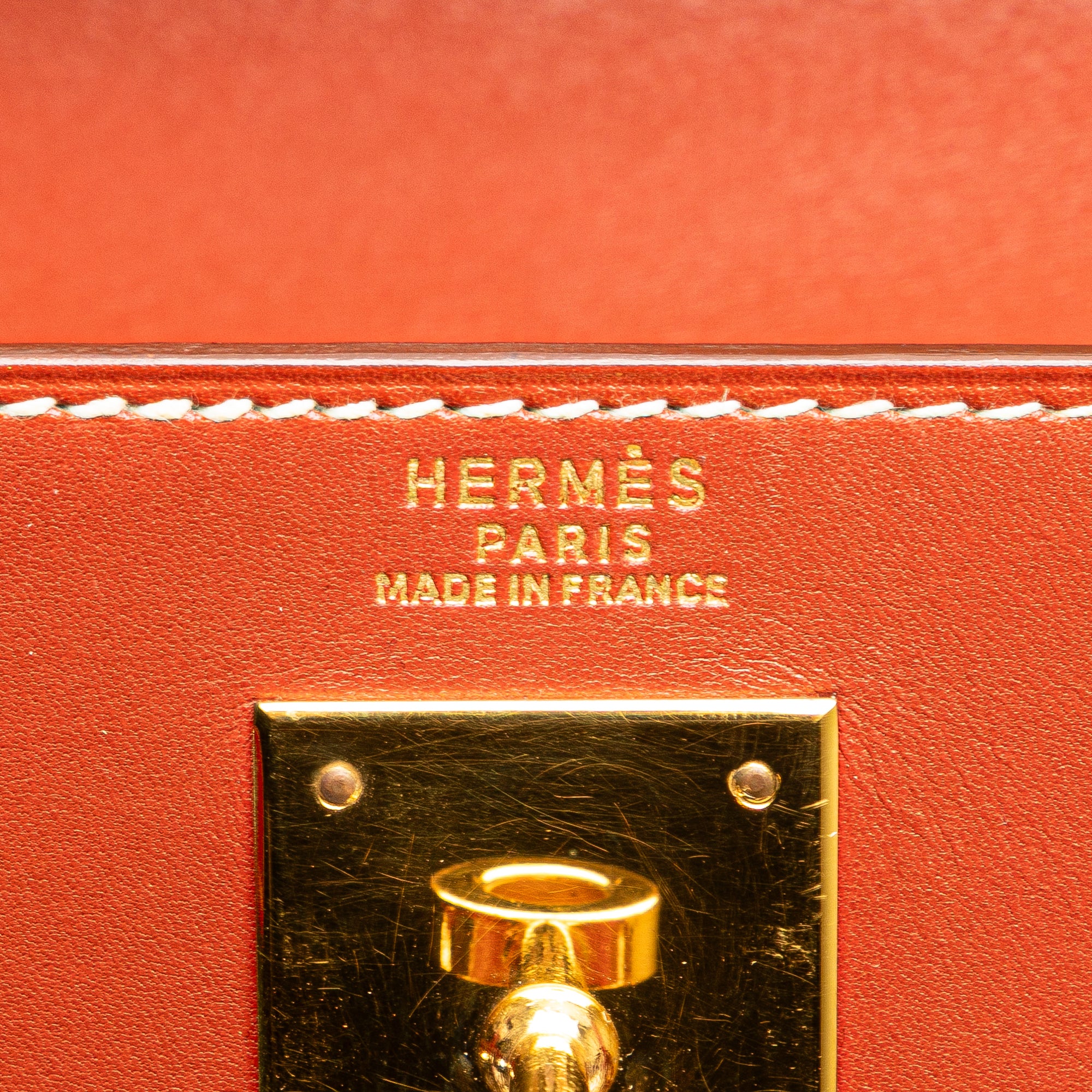 Hermes | Pre-Owned Box Calf Kelly Retourne 32 | Red